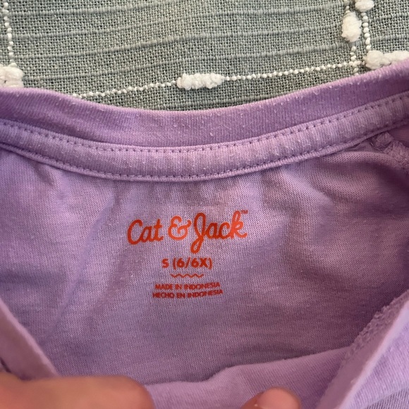 Lot of 2 Cat & Jack Kids Flamingo and Rainbow T-Shirts - Pink and Purple 6/7 - Picture 3 of 6